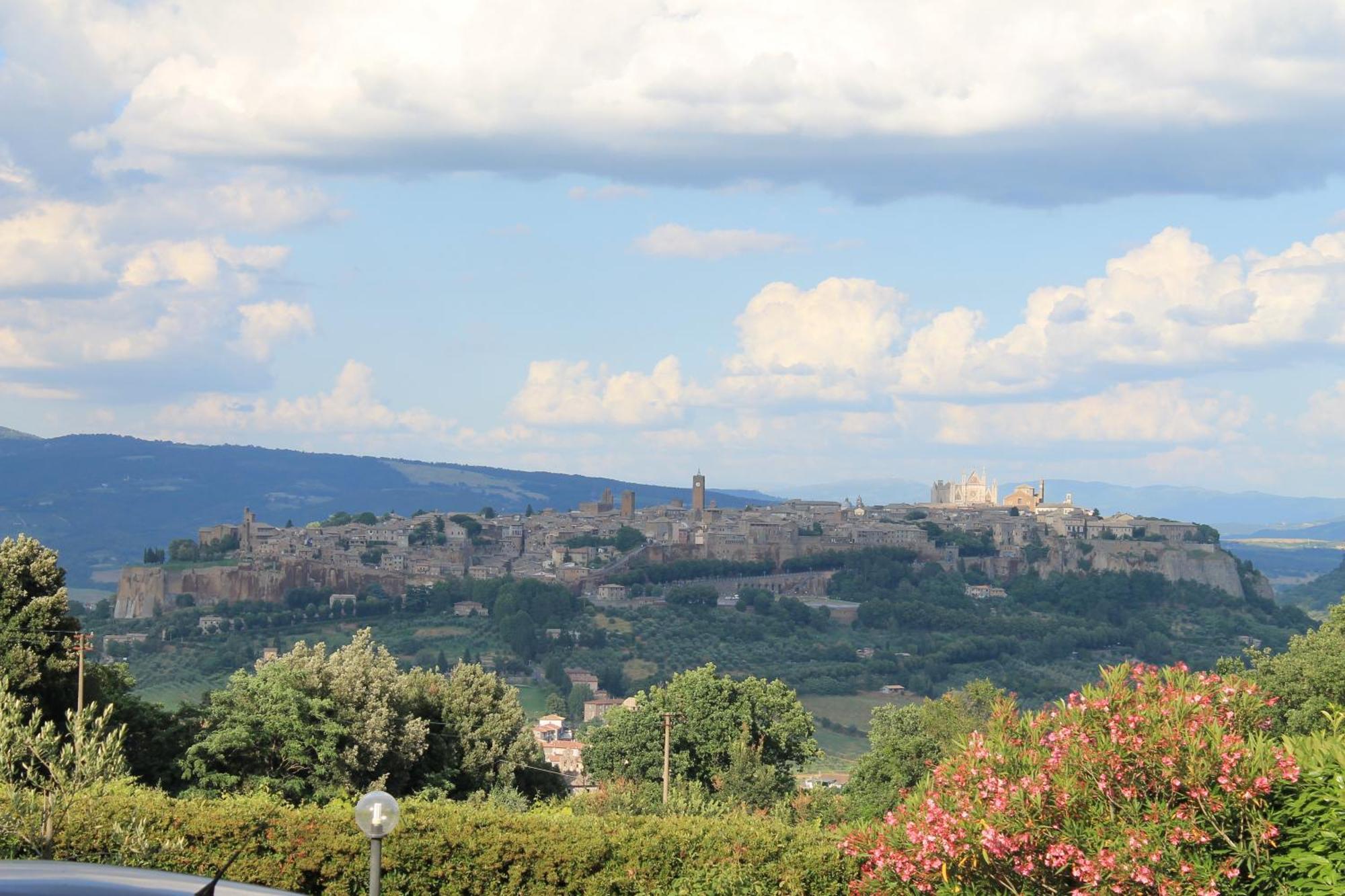 Agriturismo Borgo Pirolino オルヴィエート 部屋 写真