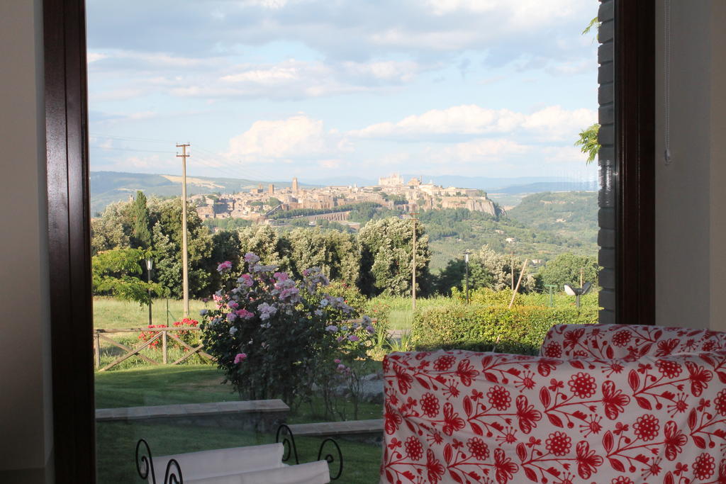 Agriturismo Borgo Pirolino オルヴィエート エクステリア 写真